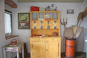 Original Tuscan peasant style wooden sideboard